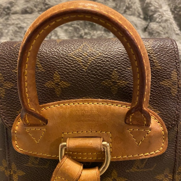 Louis Vuitton Montsouris Mini Monogram Backpack - Picture 3 of 9